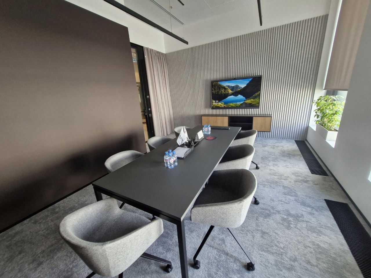 Boardroom with motorized display, Ural Steel Office